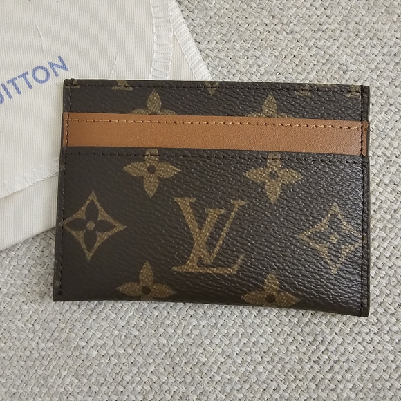 Monogram Card Holder - Picture 2 of 4